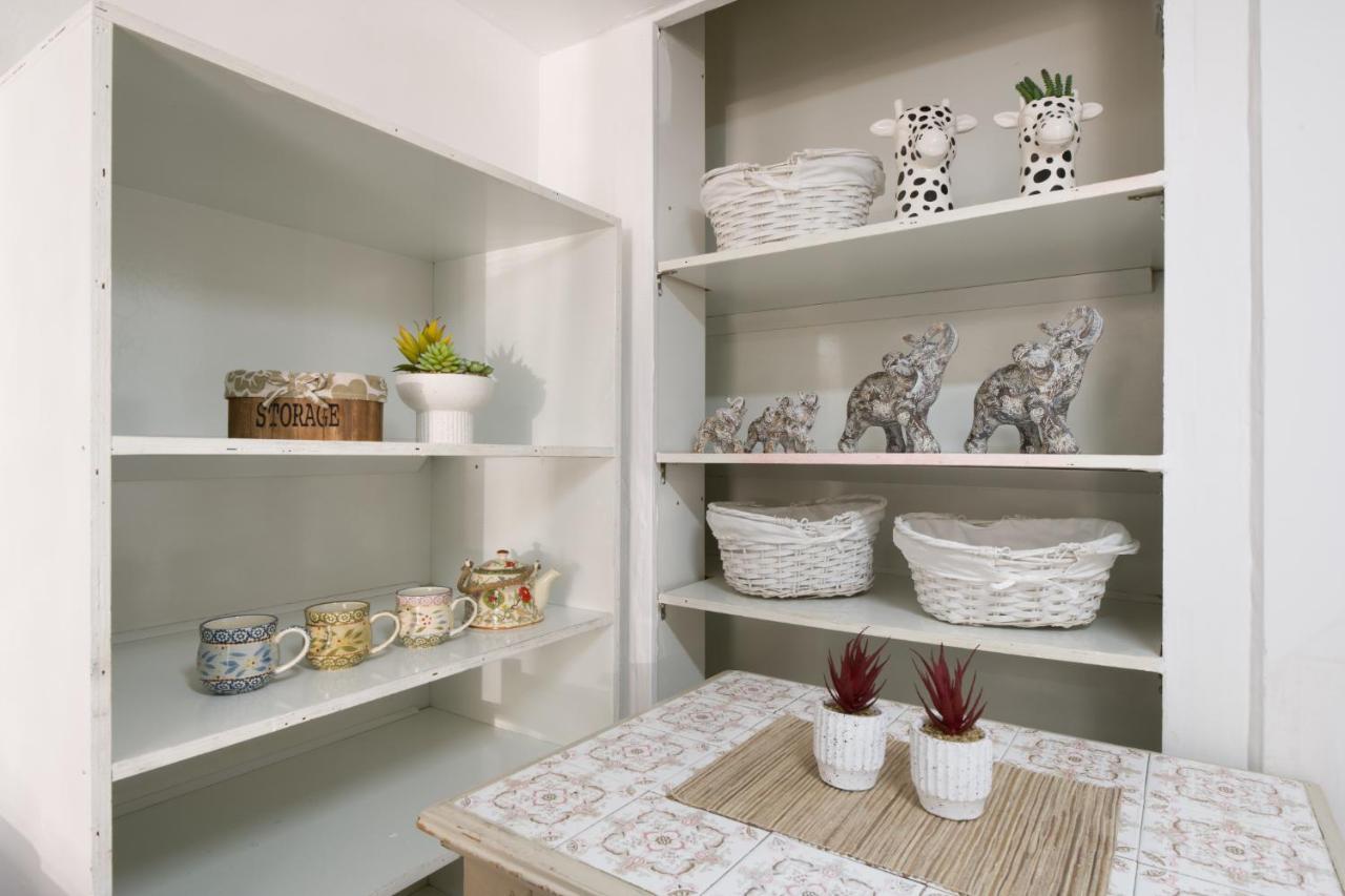 Lovely & Budget Apartment At The Center, Gardens & German Colony ハイファ エクステリア 写真